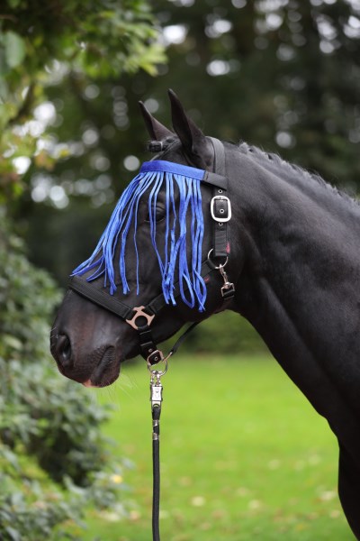 Налобник от мух на липучке цветной в ассортименте Kerbl