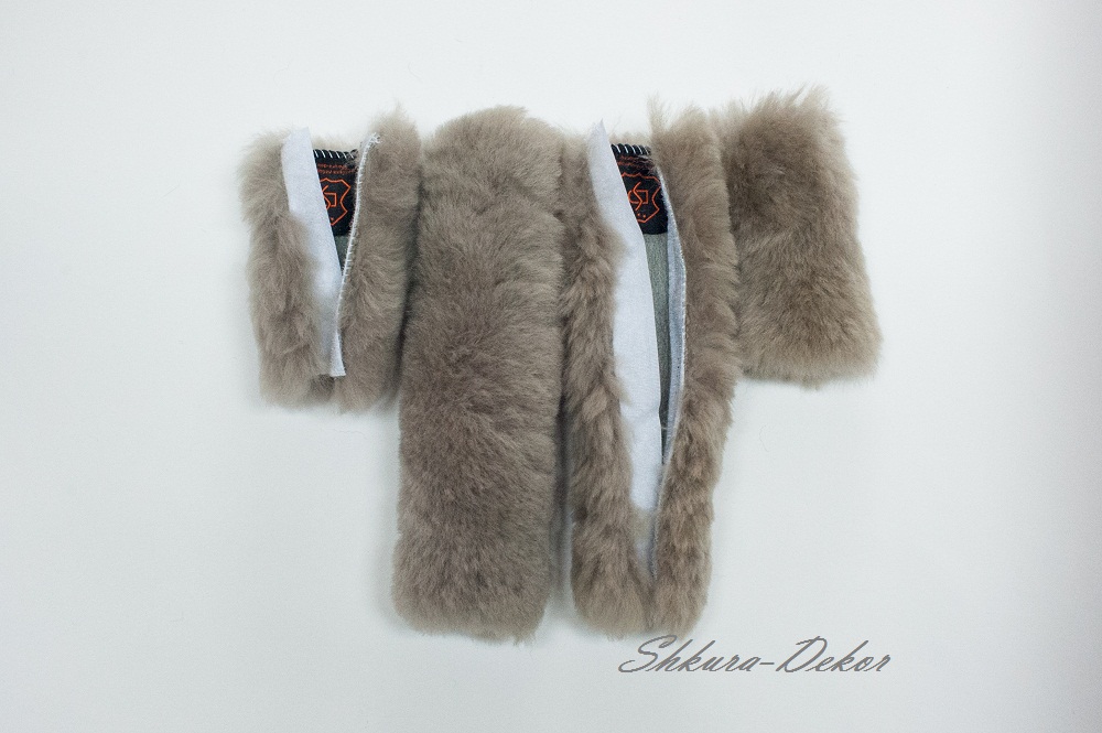 Комплект меховушек на недоуздок